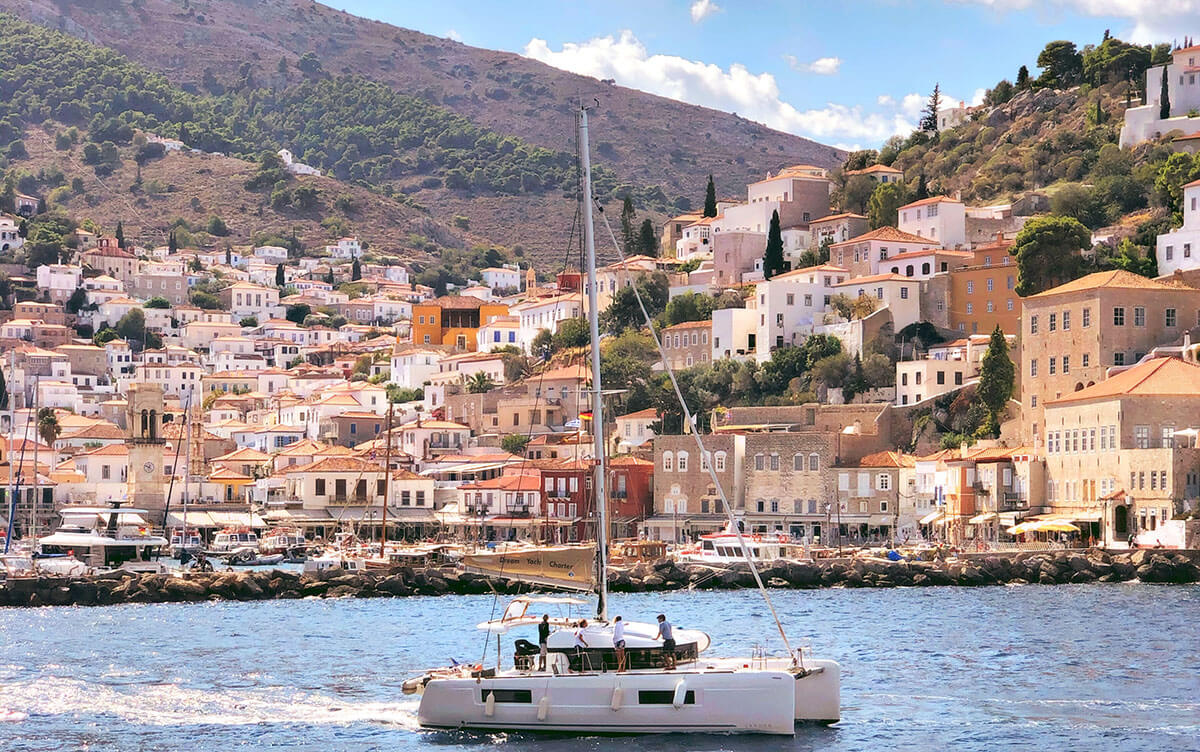 Vogue: Τα ειδυλλιακά ελληνικά νησιά του καλοκαιριού