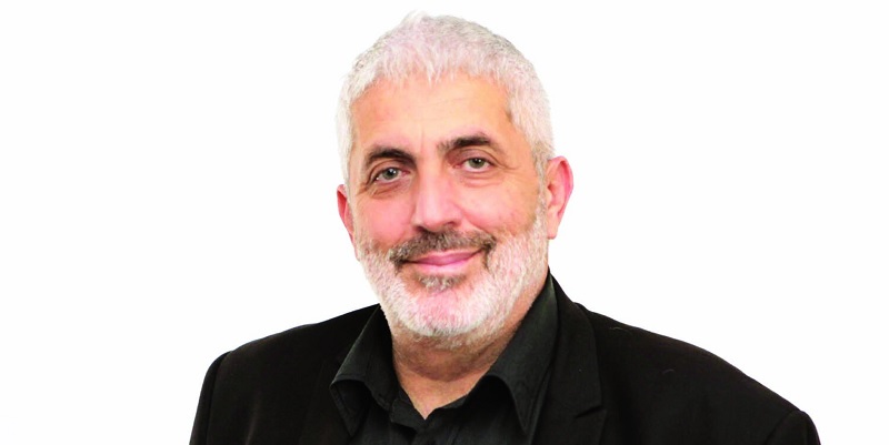 Ανακοινώνει την υποψηφιότητά του για πρόεδρος της ΕΔΕΚ ο Κωστής Ευσταθίου