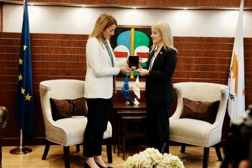 ΠτΒ: Σταθερός σύμμαχος το ΕΚ και η Ρομπέρτα Μέτσολα