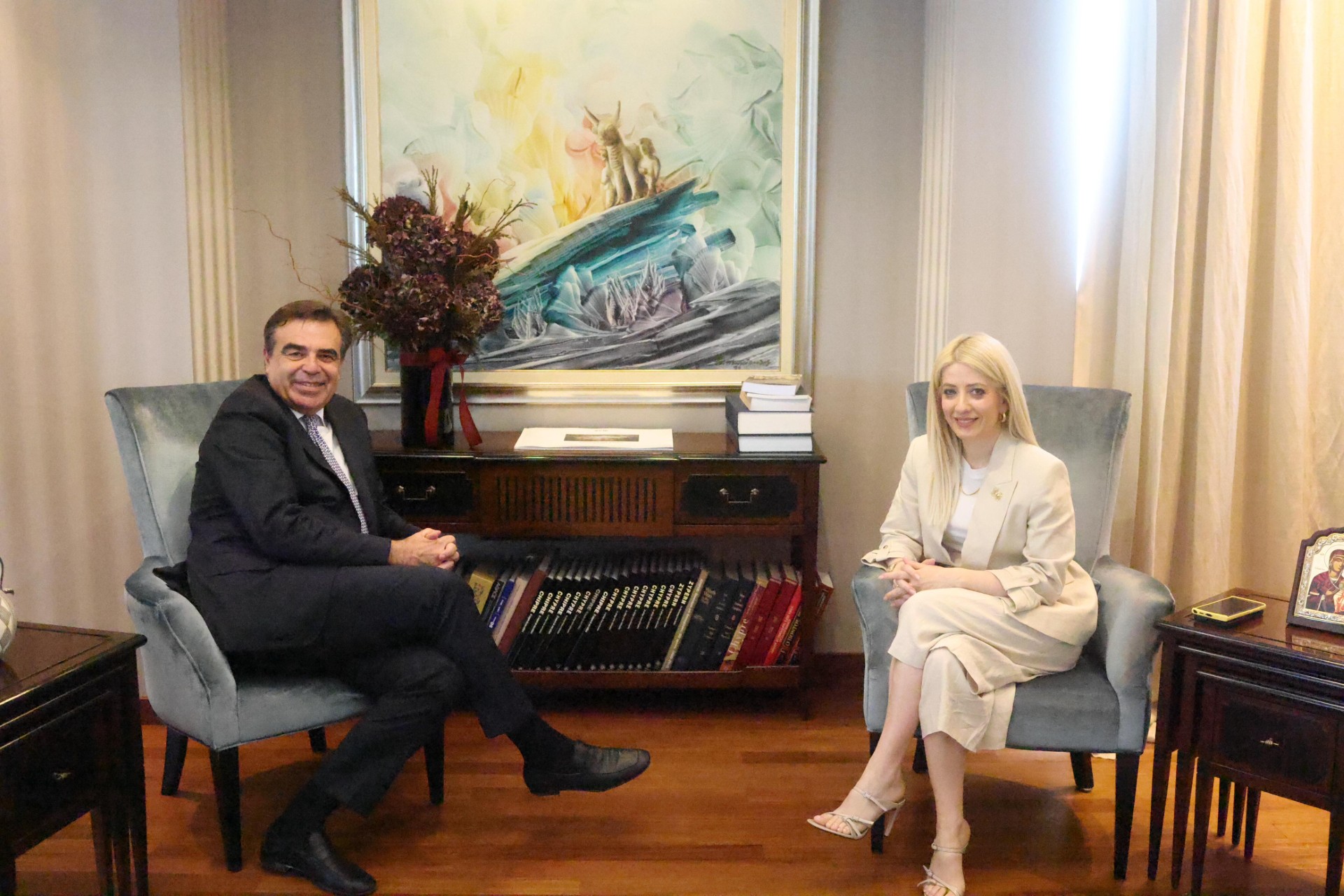 Μεταναστευτικό και Κυπριακό στην ατζέντα της συνάντησης Αννίτας με Σχοινά
