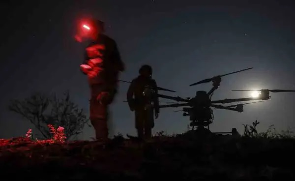 «Σπάνιας έντασης» ουκρανική επίθεση με drones στη Ρωσία «Σπάνιας έντασης» ουκρανική επίθεση με drones στη Ρωσία