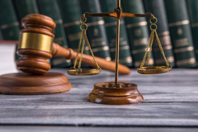 ΔΗΠΑ: Λαϊκίστικες προσεγγίσεις κλονίζουν αρχές συνταγματικής μας τάξης
