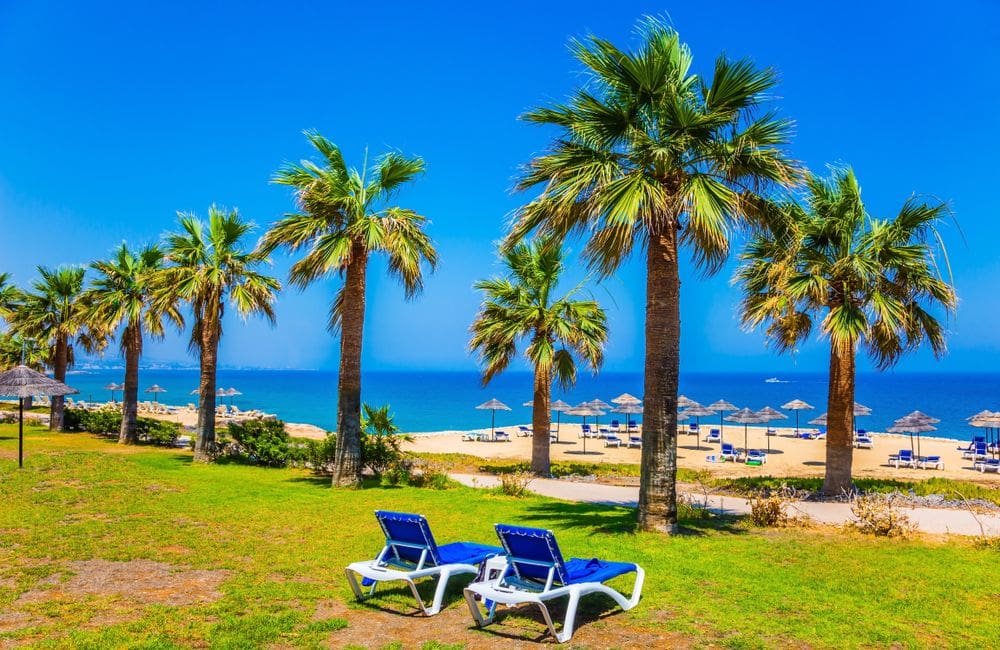 Περαιτέρω πτώση της θερμοκρασίας - Αναμένονται μεμονωμένες βροχές
