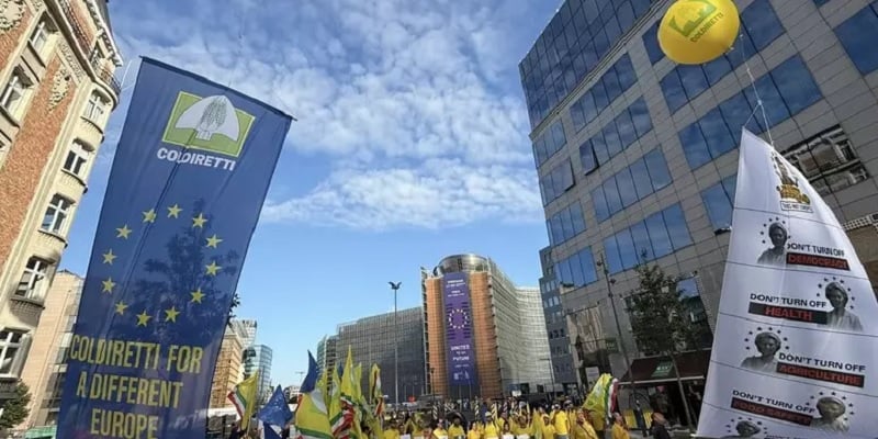 Η Coldiretti στους δρόμους κατά της «τεχνοκρατίας» της ΕΕ