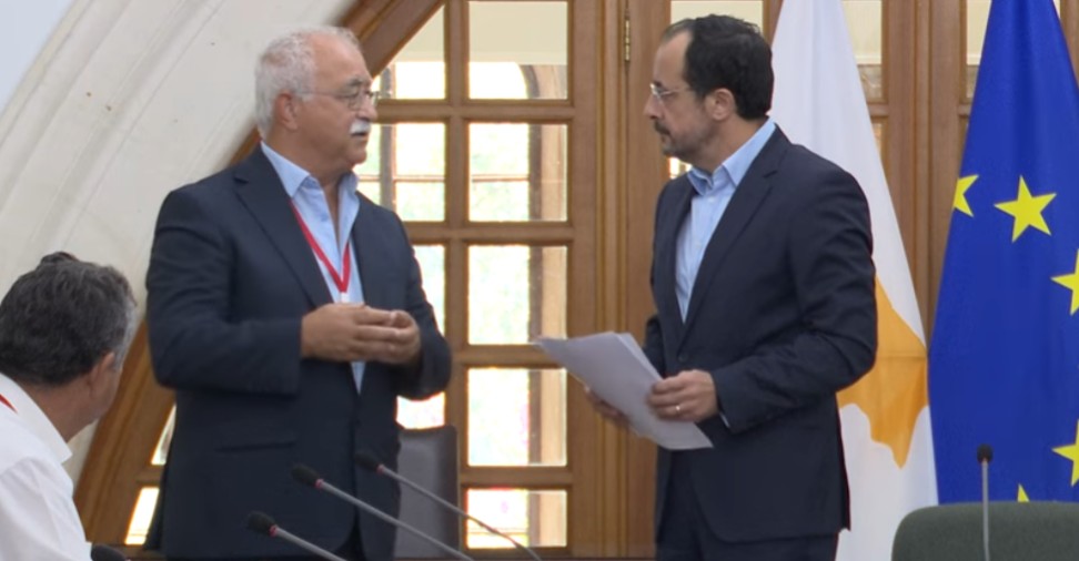 Θετικά βήματα εκτιμά ότι θα προκύψουν στην ΝΥ ο Ιζτζιάν