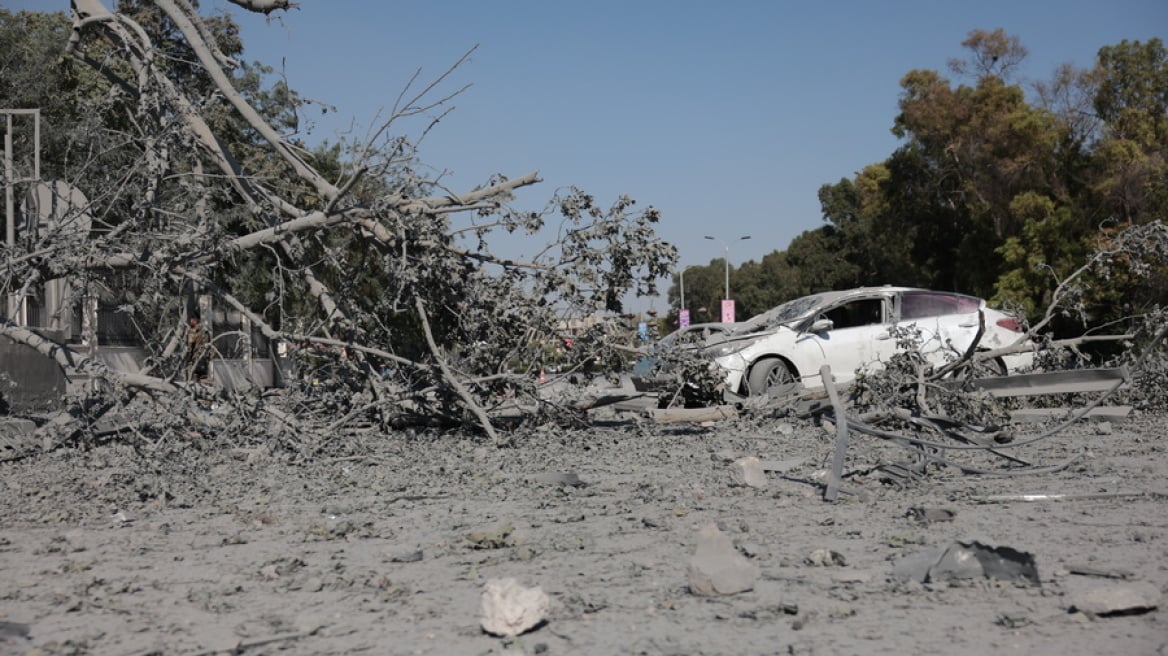 Πάνω από 350 νεκροί στη νότια Συρία εξαιτίας της βίας Πάνω από 350 νεκροί στη νότια Συρία εξαιτίας της βίας