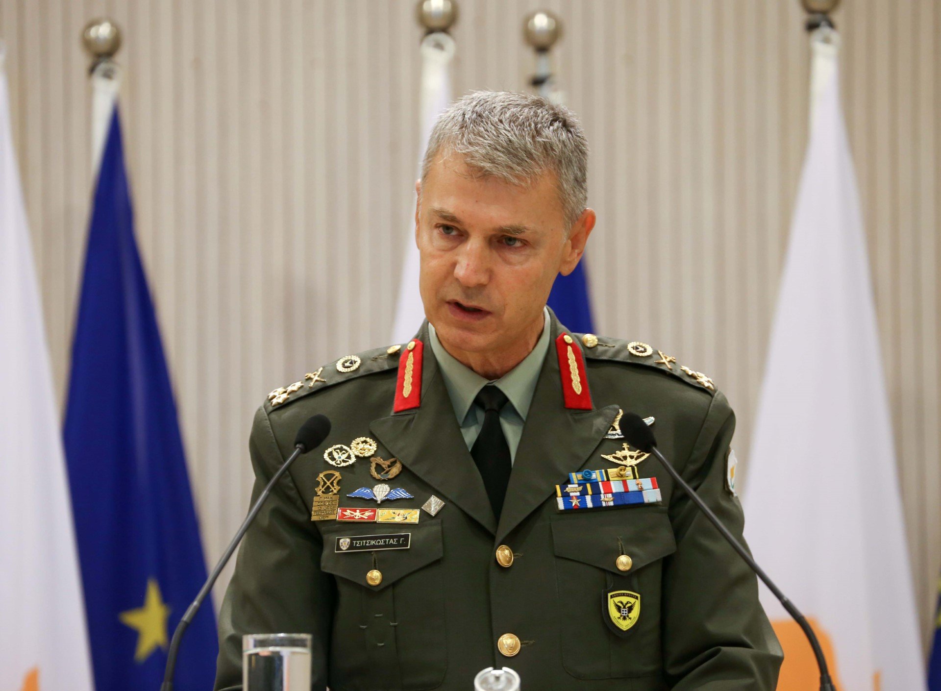 Αρχηγός ΓΕΕΦ: Δεν φτάνει να μην ξεχνώ πρέπει και να αγωνίζομαι Αρχηγός ΓΕΕΦ: Δεν φτάνει να μην ξεχνώ πρέπει και να αγωνίζομαι