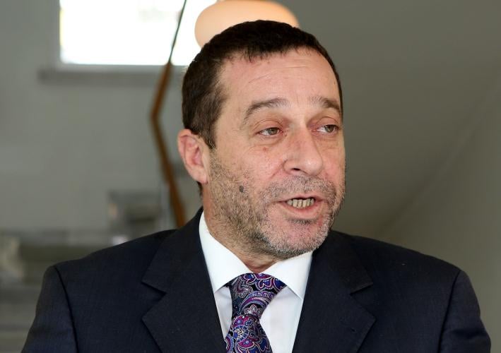 Νέο κόμμα με το όνομα «TAM PARTİ» ανακοίνωσε ο Σερντάρ Ντενκτάς