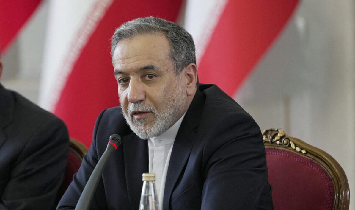 Αραγτσί: Η Τεχεράνη δεν θα σταματήσει τον εμπλουτισμό ουρανίου Αραγτσί: Η Τεχεράνη δεν θα σταματήσει τον εμπλουτισμό ουρανίου