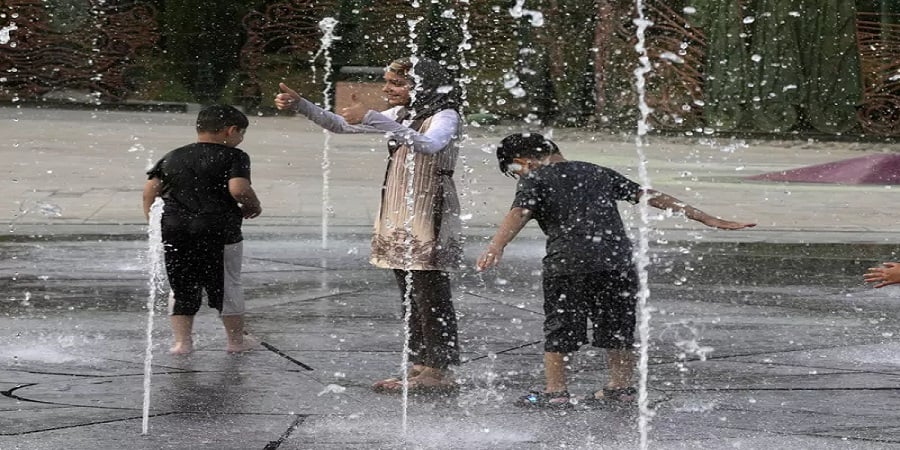 Θερμοκρασίες ρεκόρ στο Ιράν με έως 53°C και σοβαρές ελλείψεις νερού Θερμοκρασίες ρεκόρ στο Ιράν με έως 53°C και σοβαρές ελλείψεις νερού