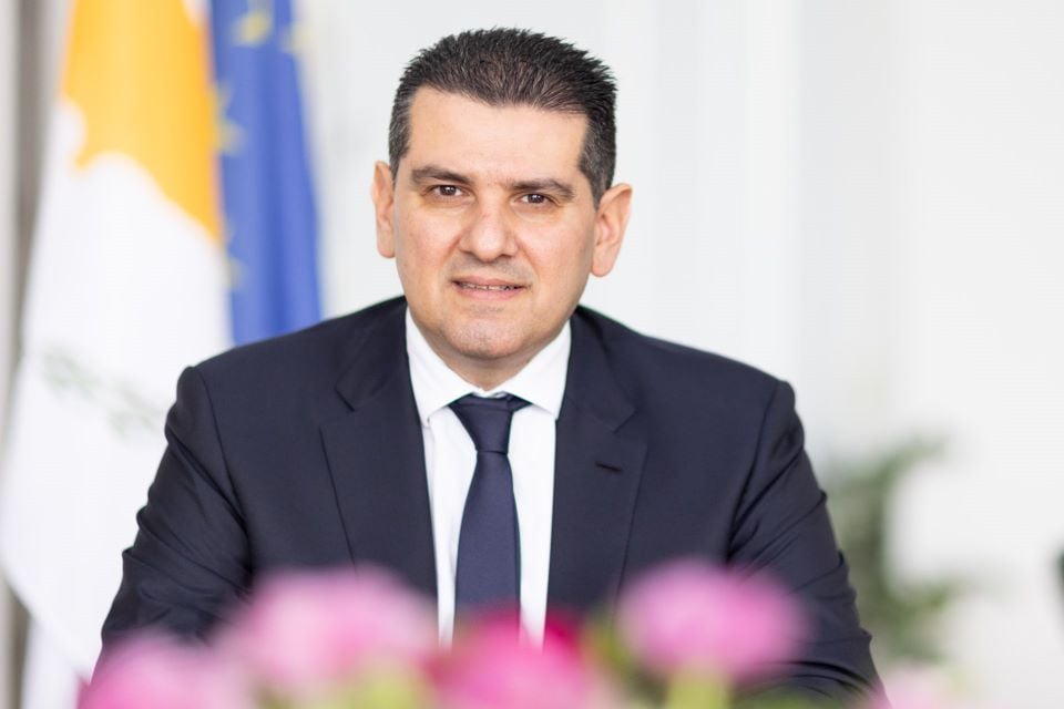 Υπ.Υγείας: Επενδύουμε στην ανάπτυξη δικτύου Απινιδωτών Δημόσιας Πρόσβασης Υπ.Υγείας: Επενδύουμε στην ανάπτυξη δικτύου Απινιδωτών Δημόσιας Πρόσβασης