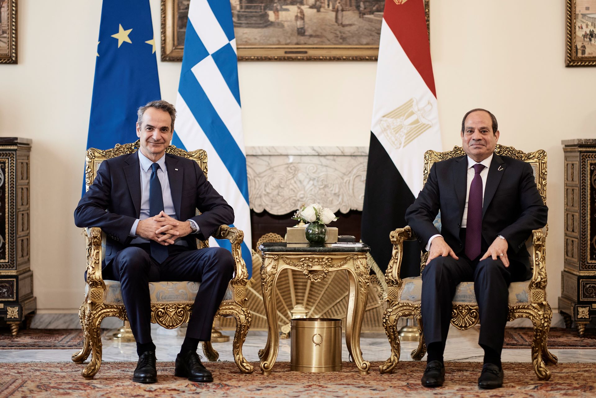 Επικοινωνία Μητσοτάκη-Αλ Σίσι: Μεταναστευτικό, ΑΟΖ και Μονή Σινά στο επίκεντρο Επικοινωνία Μητσοτάκη-Αλ Σίσι: Μεταναστευτικό, ΑΟΖ και Μονή Σινά στο επίκεντρο