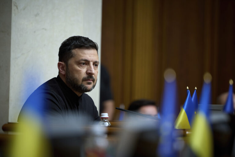 Η προϋπόθεση που θέτει η Ρωσία για σύνοδο κορυφή Πούτιν-Ζελένσκι Η προϋπόθεση που θέτει η Ρωσία για σύνοδο κορυφή Πούτιν-Ζελένσκι