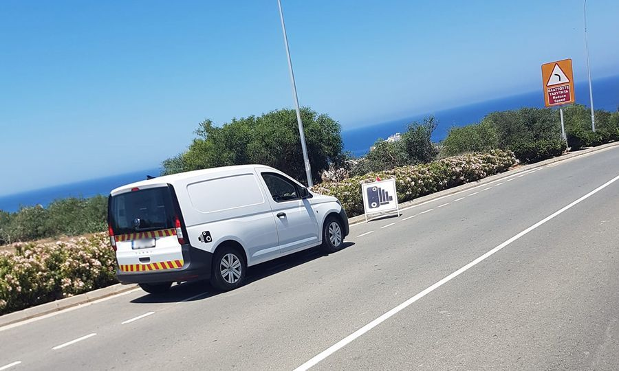 Πυρκαγιά Λεμεσός: Η Αστυνομία θα αξιολογήσει όσους «φωτογράφισαν» τα βανάκια