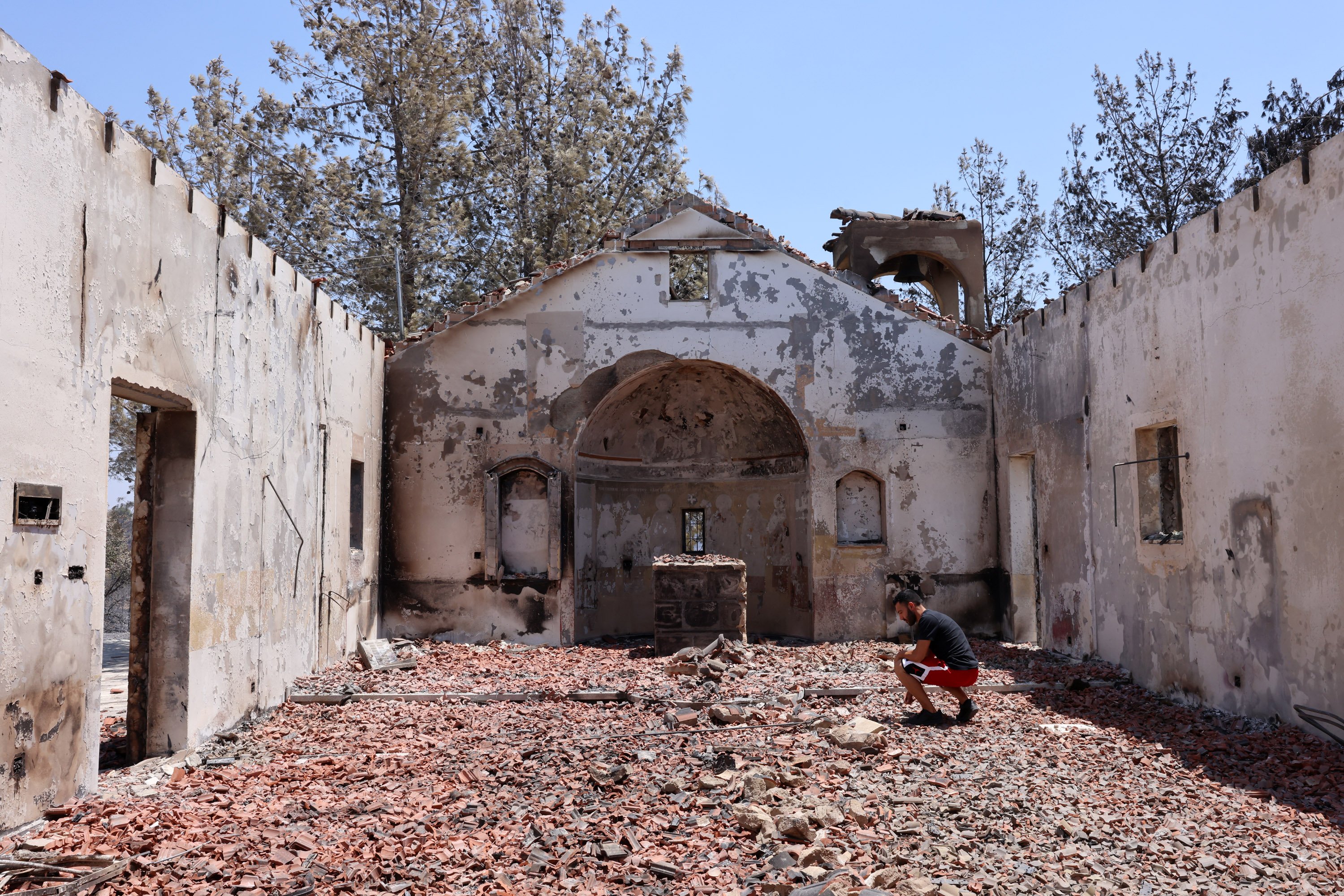 Νεό οδοιπορικό στην καμένη γη της ορεινής Λεμεσού (ΒΙΝΤΕΟ)