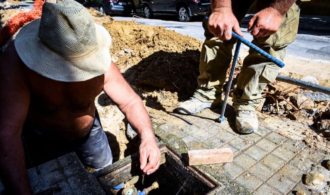 Υποχρεωτική παύση εργασιών το μεσημέρι του Σαββάτου εξαιτίας του καύσωνα