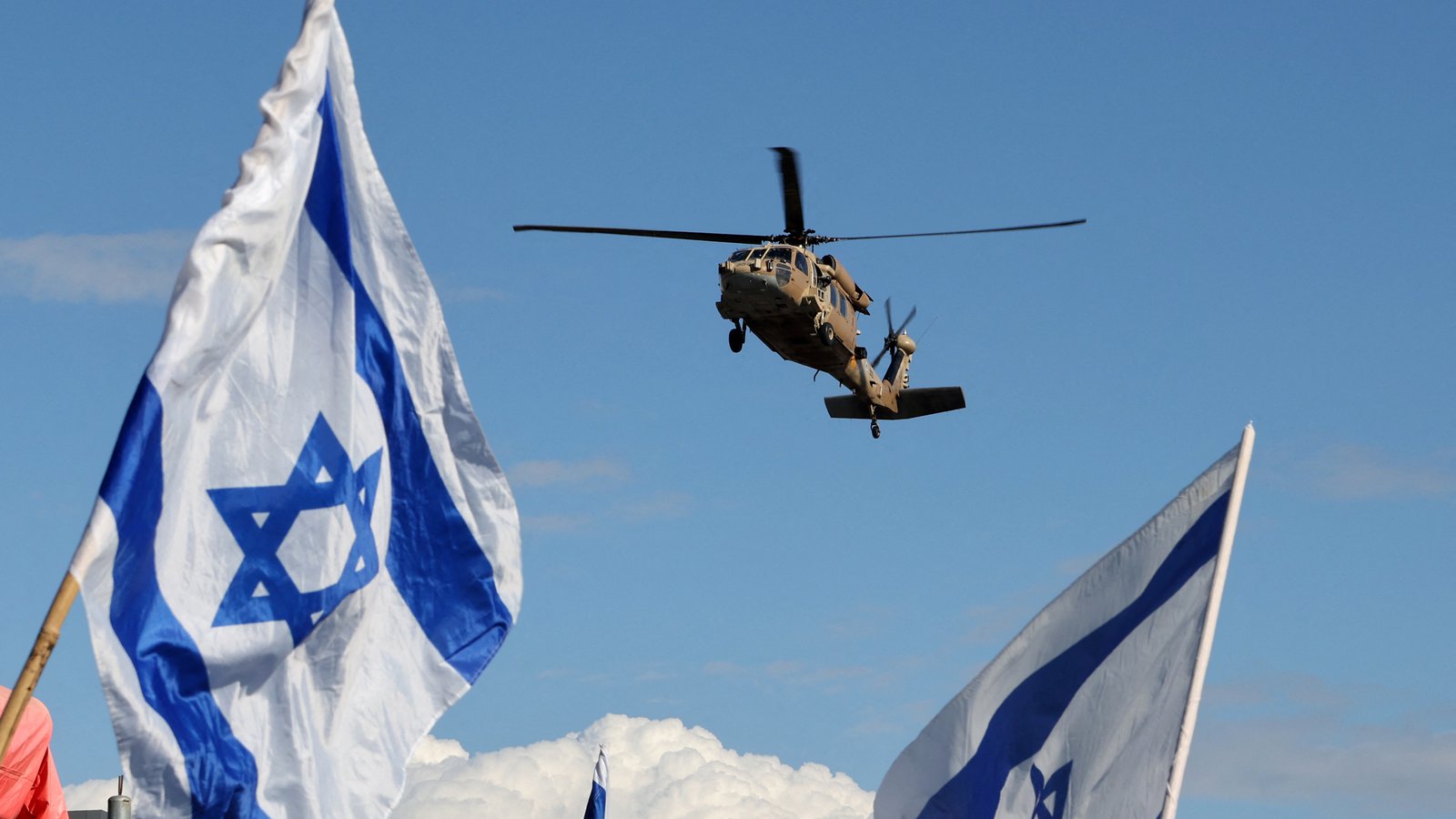 Τα ΗΑΕ ξαναρχίζουν αμέσως τις ρίψεις βοήθειας στη Λωρίδα της Γάζας