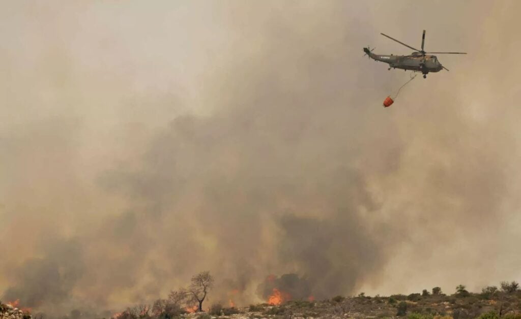Πολύτεκνος πυρόπληκτος συγκινεί:Σώθηκαν τα παιδιά..όαση που βρέθηκαν τα σκυλιά Πολύτεκνος πυρόπληκτος συγκινεί:Σώθηκαν τα παιδιά..όαση που βρέθηκαν τα σκυλιά