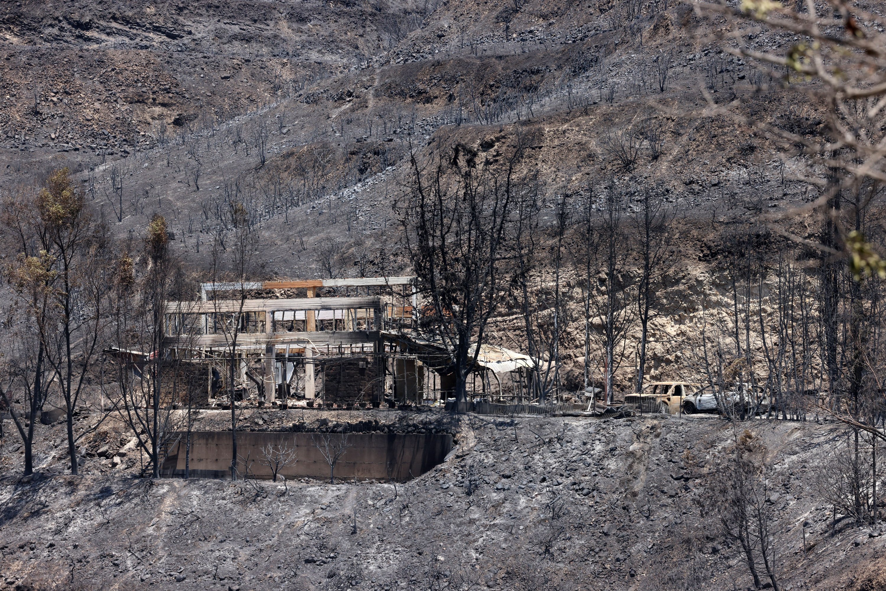 Φωτιές Λεμεσός: «Στόχος να ολοκληρωθεί την Τρίτη η καταγραφή των ζημιών»