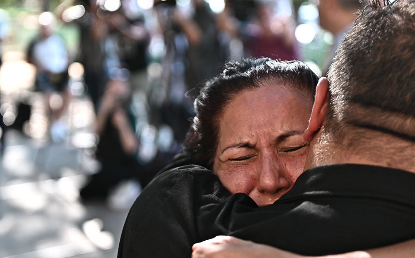 Συγκλονίζει η μητέρα της Κυριακής: Θα βγαίνω μπροστά για όσες με χρειάζονται Συγκλονίζει η μητέρα της Κυριακής: Θα βγαίνω μπροστά για όσες με χρειάζονται