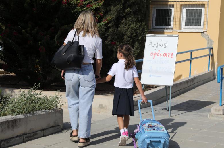 Ο ΠτΔ ανέπεμψε τους Νόμους για ειδοποίηση γονέων σε περίπτωση απουσίας παιδιών Ο ΠτΔ ανέπεμψε τους Νόμους για ειδοποίηση γονέων σε περίπτωση απουσίας παιδιών