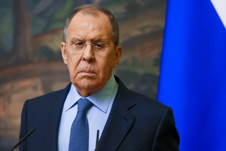 Λαβρόφ: ΗΠΑ και Ρωσία σε τακτική επικοινωνία για την Ουκρανία Λαβρόφ: ΗΠΑ και Ρωσία σε τακτική επικοινωνία για την Ουκρανία
