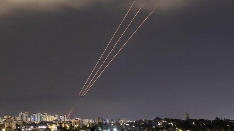 Ιράν: Η Τεχεράνη θεωρεί ενεργές τις απειλές του Ισραήλ