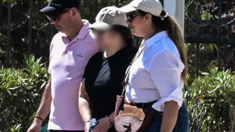 Νεκρό κοριτσάκι στο Παλαιό Φάληρο: Η νέα εκδοχή που υποστηρίζει η μητέρα Νεκρό κοριτσάκι στο Παλαιό Φάληρο: Η νέα εκδοχή που υποστηρίζει η μητέρα