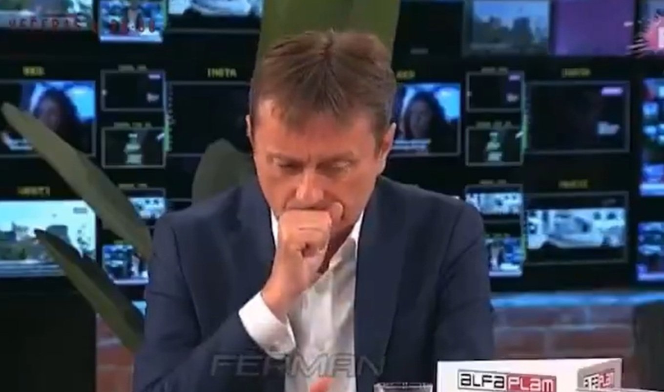 Σέρβος υπουργός έπαθε εγκεφαλικό σε live μετάδοση τηλεοπτικής εκπομπής Σέρβος υπουργός έπαθε εγκεφαλικό σε live μετάδοση τηλεοπτικής εκπομπής
