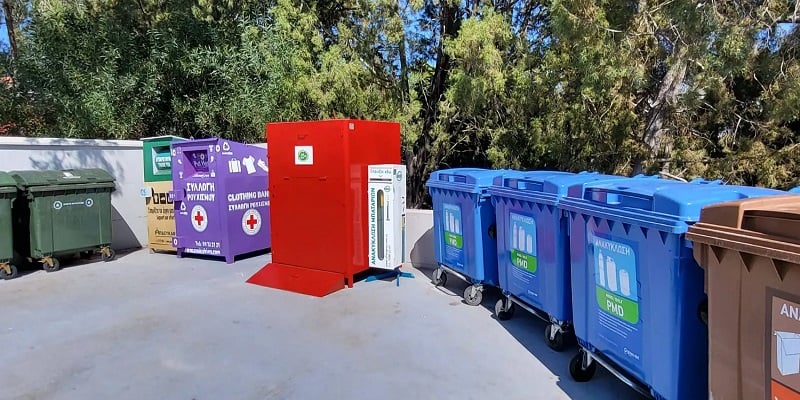 Σε 17 σημεία οι κάδοι ανακύκλωσης ρούχων και γυαλιού στον Στρόβολο