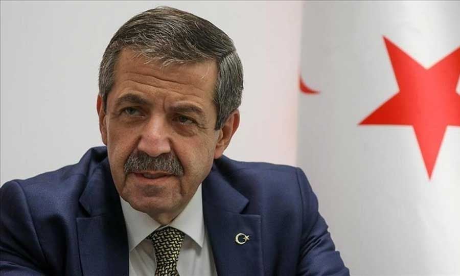 Ερτουγρούλογλου: «Προκατειλημμένη και συγκρουσιακή» η στάση του Στιούαρτ