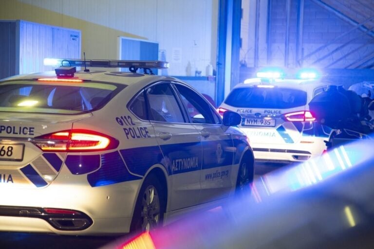 Απόπειρα φόνου κατά 61χρονου - Τσακώθηκαν και τον παρέσυρε με το όχημα