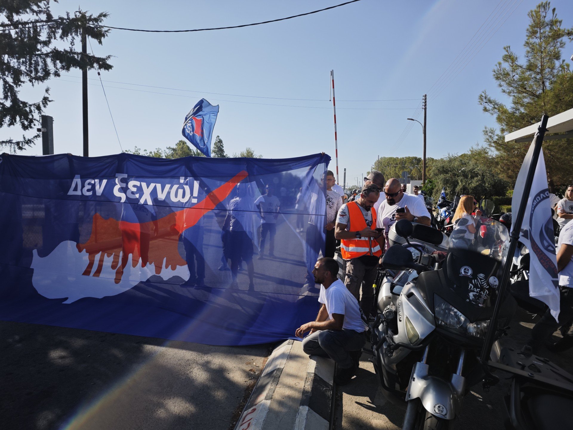 Πορεία Μνήμης:Πάντα στον δρόμο της αρετής με τον Σολωμό και τον Τάσο (ΒΙΝΤΕΟ) Πορεία Μνήμης:Πάντα στον δρόμο της αρετής με τον Σολωμό και τον Τάσο (ΒΙΝΤΕΟ)