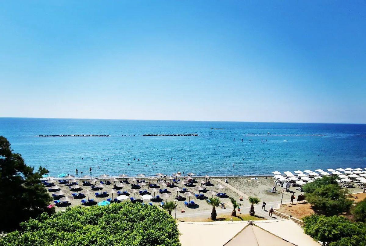 Υψηλό μικροβιολογικό φορτίο κατέδειξε ανάλυση στη θαλάσσια περιοχή Αγ. Τύχωνα