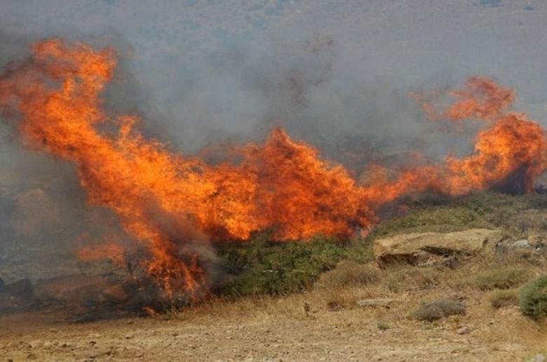 Σε επίπεδο «Κόκκινου Συναγερμού» και τη Δευτέρα ο κίνδυνος πρόκλησης πυρκαγιών Σε επίπεδο «Κόκκινου Συναγερμού» και τη Δευτέρα ο κίνδυνος πρόκλησης πυρκαγιών