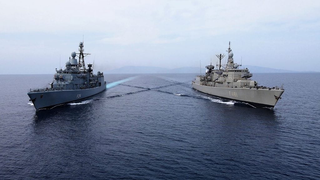 Tριπλή πρόκληση για την Αθήνα: ΑΟΖ, κυριαρχικά δικαιώματα και tετελεσμένα Tριπλή πρόκληση για την Αθήνα: ΑΟΖ, κυριαρχικά δικαιώματα και tετελεσμένα