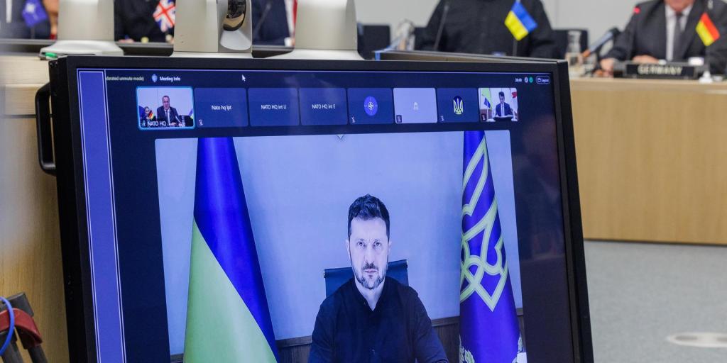 Ρωσία: Βρετανία και ΕΕ υπονομεύουν τη διευθέτηση της σύγκρουσης στην Ουκρανία