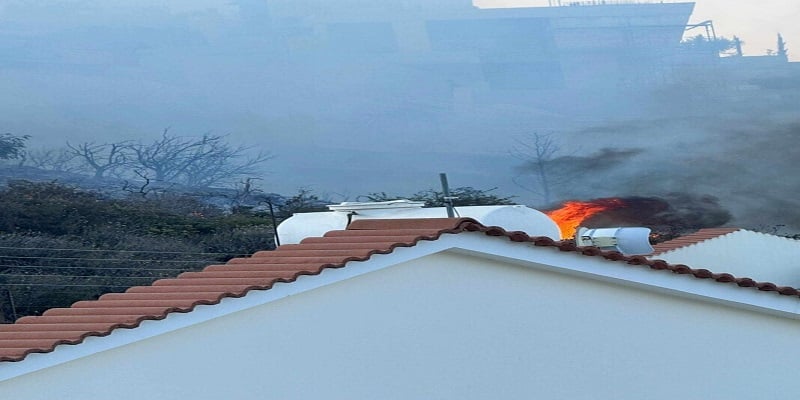 Πάφος -Τώρα: Μεγάλη πυρκαγιά σε εξέλιξη – Στη μάχη και τα πτητικά μέσα (pics)