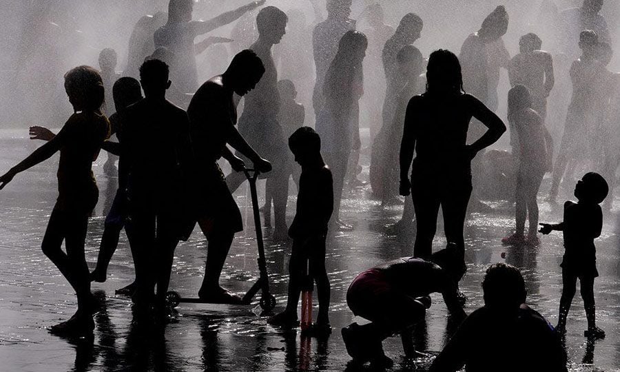 Γαλλία: Επεκτείνεται το κύμα καύσωνα στη χώρα