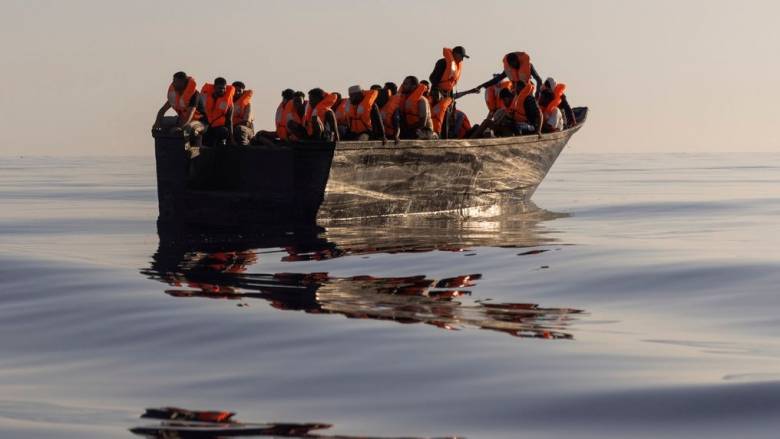 Ιταλία: Δύο τα πλεούμενα που βυθίστηκαν - Νεκρό και ένα νεογέννητο