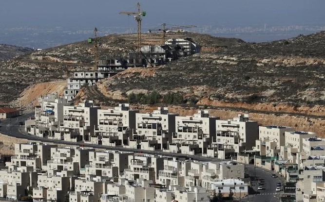 Διεθνής πίεση στο Ισραήλ για την ανέγερση οικισμού στη Δυτική Όχθη