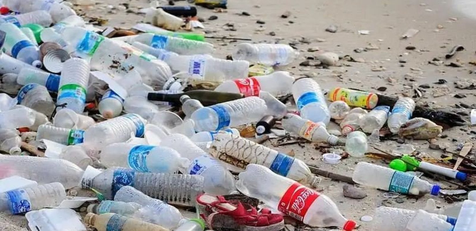 Γενεύη-Αδιέξοδο: 185 χώρες δεν κατέληξαν σε συνθήκη για ρύπανση από πλαστικά