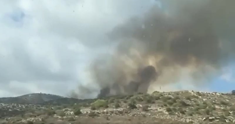 Μεγάλη φωτιά στην Πάφο – Σε κινητοποίηση η Πυροσβεστική (ΒΙΝΤΕΟ) Μεγάλη φωτιά στην Πάφο – Σε κινητοποίηση η Πυροσβεστική (ΒΙΝΤΕΟ)