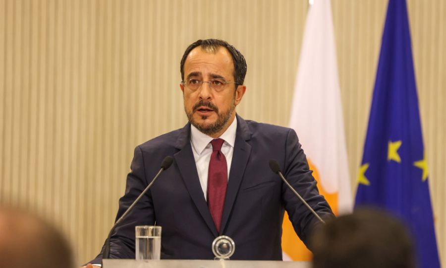 Κόντρα Κυβέρνησης και ΔΗΣΥ για σύνταξη ΠτΔ- H «δημοσιότητα» και η αντικατοχική