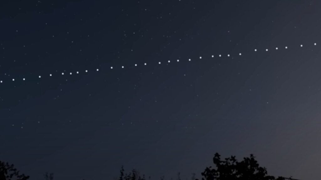 Εκτοξεύθηκε ακόμη μια ομάδα δορυφόρων Starlink Εκτοξεύθηκε ακόμη μια ομάδα δορυφόρων Starlink