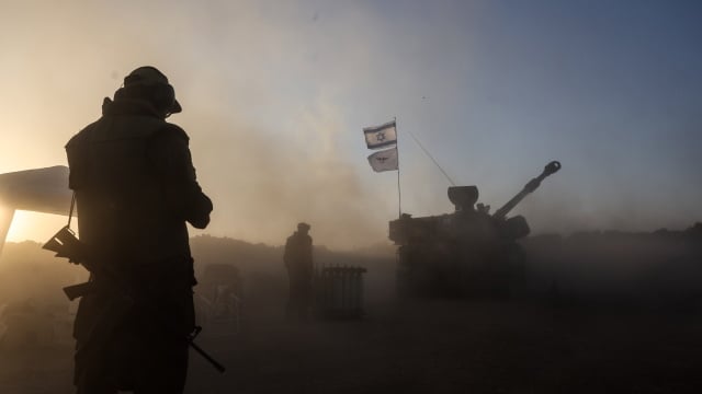Εν μέσω ισραηλινών βομβαρδισμών, ο Νετανιάχου λέει ότι ξεκινά διαπραγματεύσεις