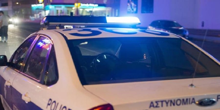 Λευκωσία: «Μυστήριος» 50χρονος – Τσακωτός με πιστόλι και μια αδέσποτη σφαίρα Λευκωσία: «Μυστήριος» 50χρονος – Τσακωτός με πιστόλι και μια αδέσποτη σφαίρα
