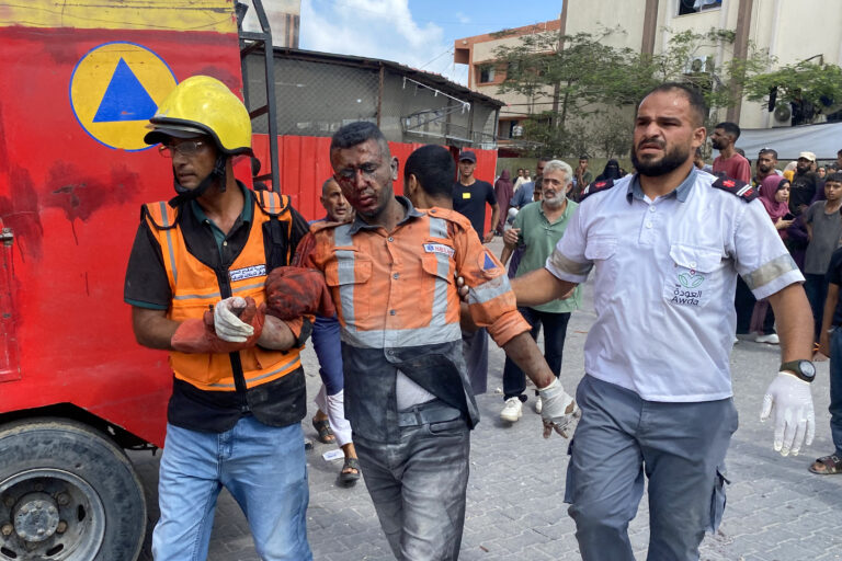 Ισραήλ: Ο στρατός λέει ότι έπληξε την περιοχή του νοσοκομείου Νάσερ στη Γάζα