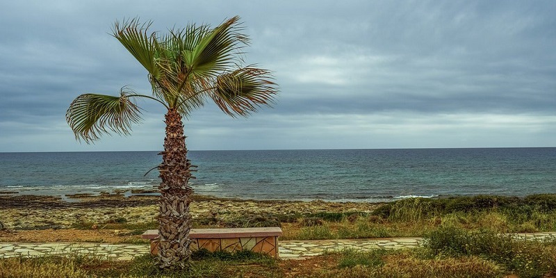 Πτώση της θερμοκρασίας και βροχές στα ορεινά – Στους 37°C αύριο ο υδράργυρος