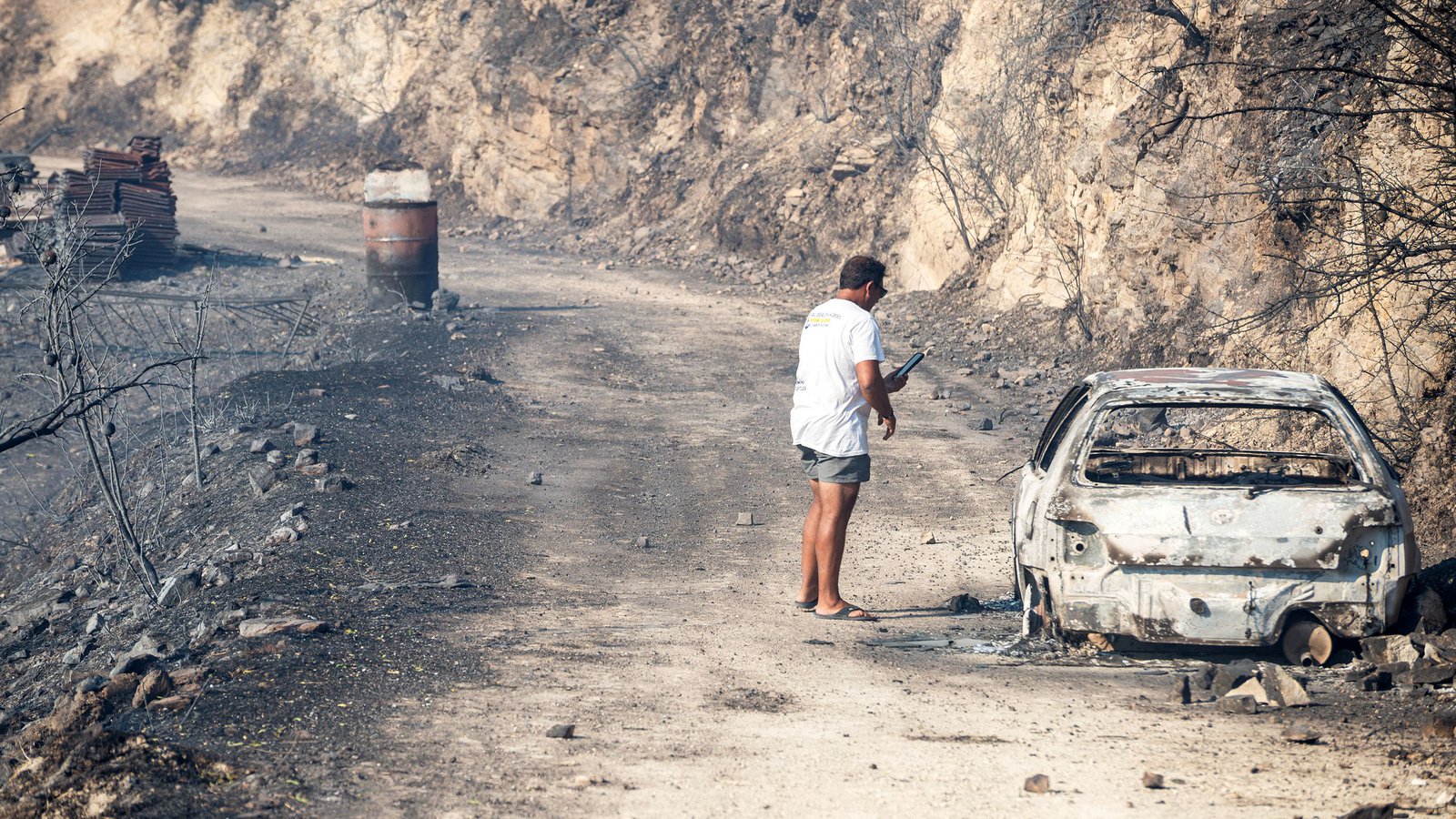 Επιστρέφουν στη Βουλή και δίνουν απαντήσεις για τη φονική πυρκαγιά Επιστρέφουν στη Βουλή και δίνουν απαντήσεις για τη φονική πυρκαγιά